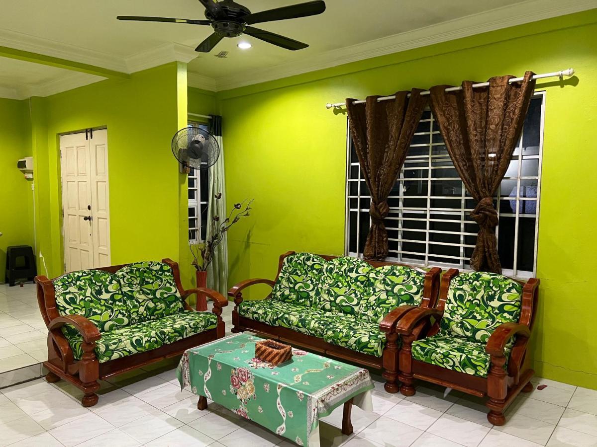 Hanif Homestay Kuching Dış mekan fotoğraf