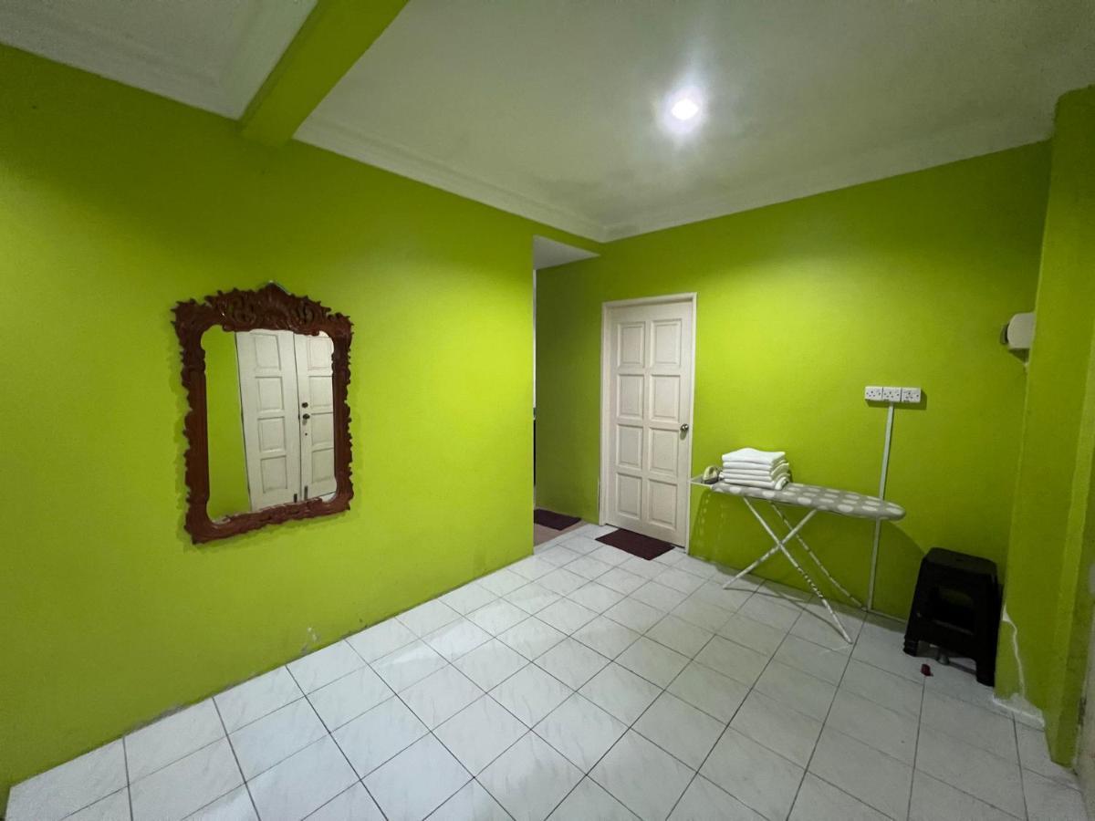 Hanif Homestay Kuching Dış mekan fotoğraf
