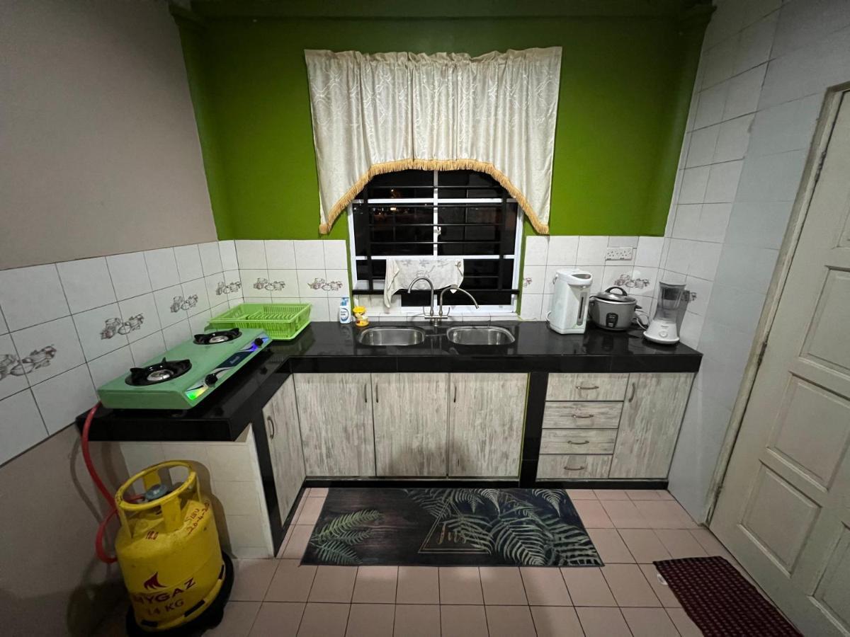 Hanif Homestay Kuching Dış mekan fotoğraf