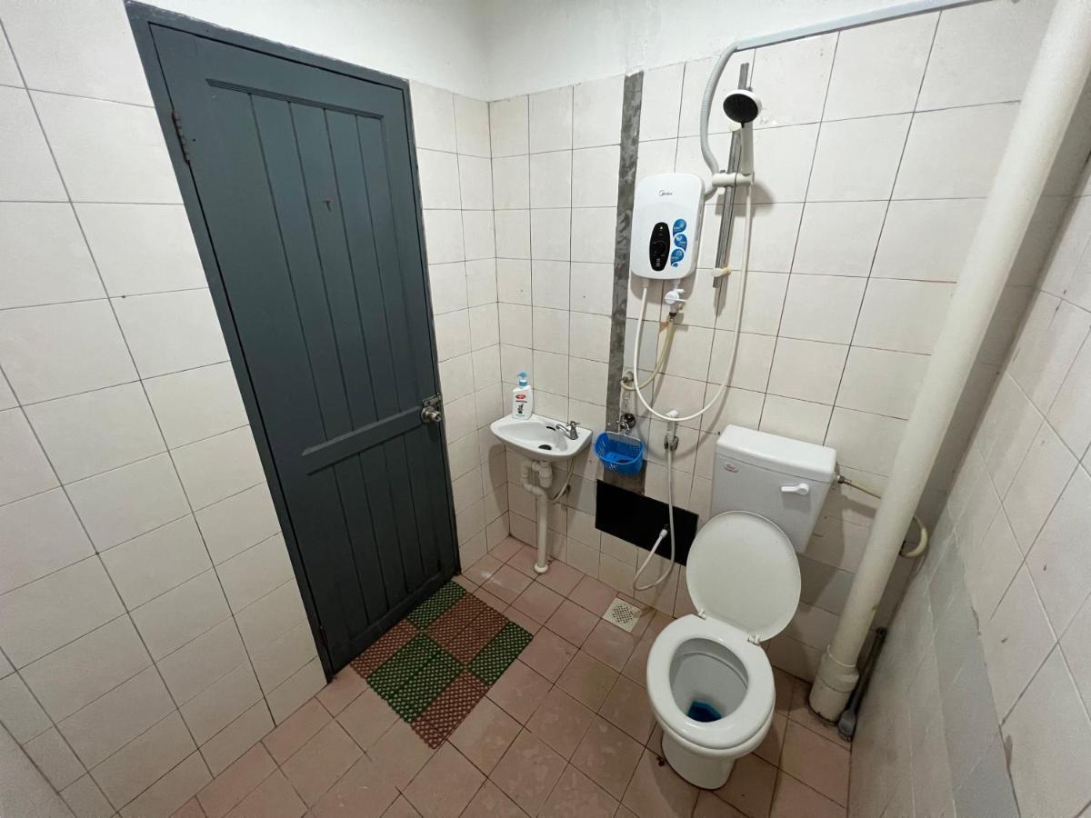 Hanif Homestay Kuching Dış mekan fotoğraf