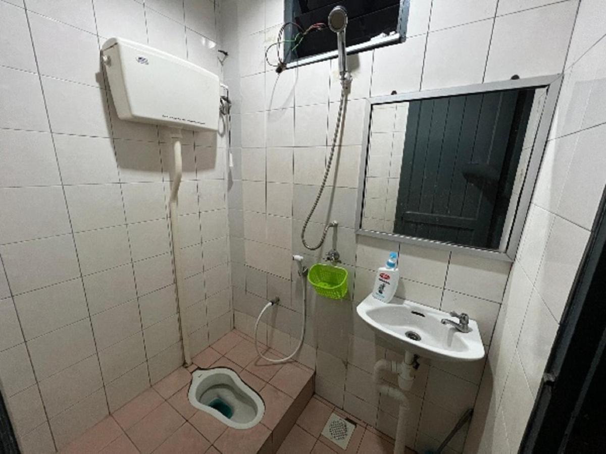 Hanif Homestay Kuching Dış mekan fotoğraf